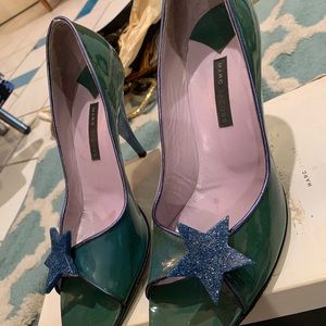 marc jacobs patent teal peep toe heel with acrylic sparkly stars
